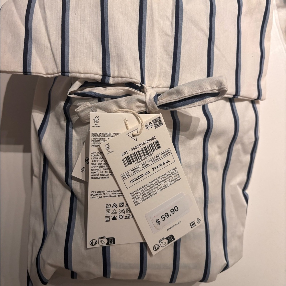 ZARA HOME Striped Shower Curtain - Picture 6 of 6
